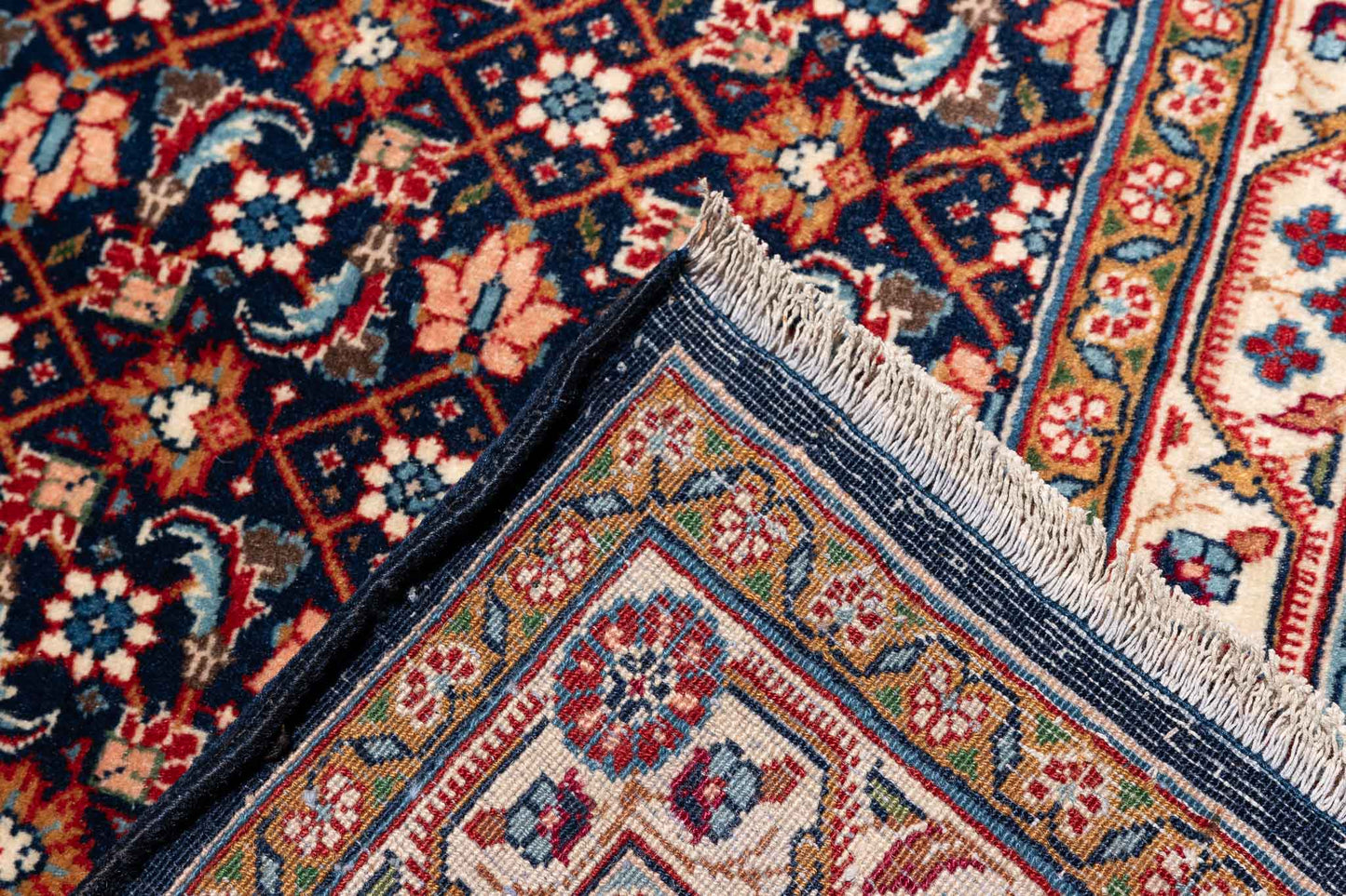 280 × 203 Ekbatan
