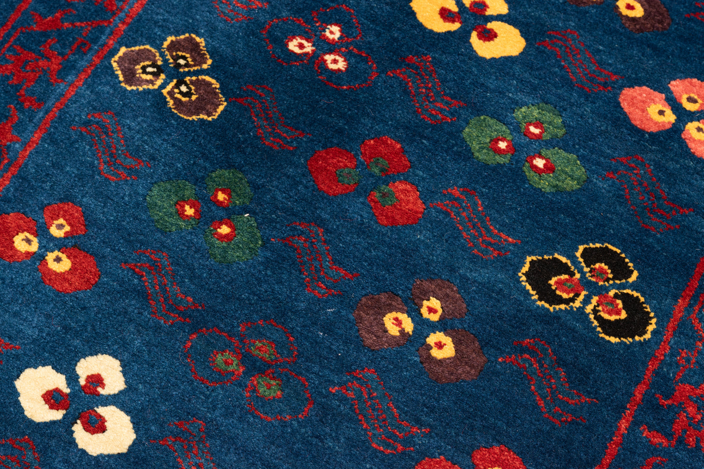 Tollu, 361 × 94 cm
