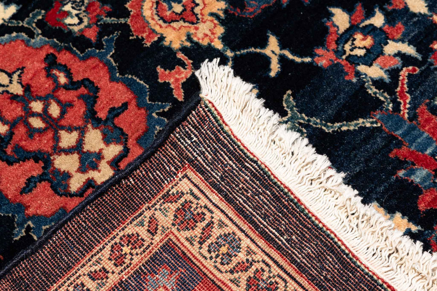 294 × 208 Bidjar Mirzai