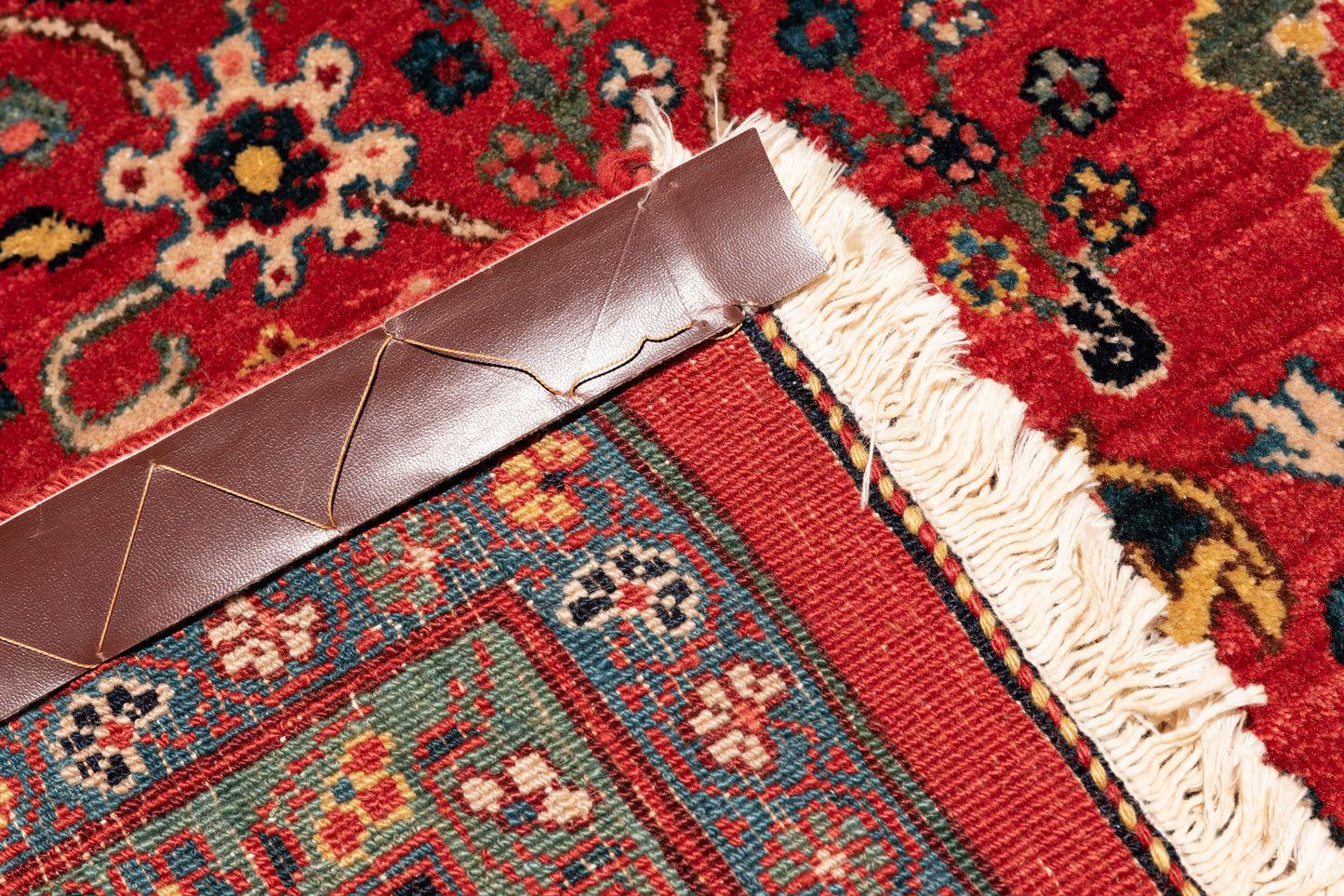 Bidjar Mirzai, 302 × 257 cm