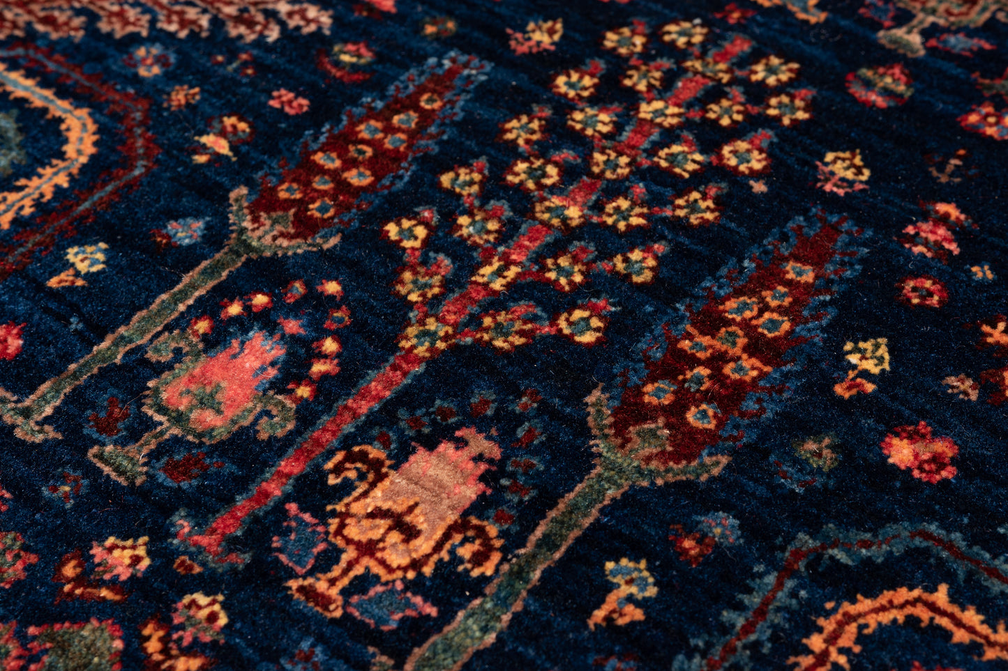 Khamsehbaf, 306 × 254 cm