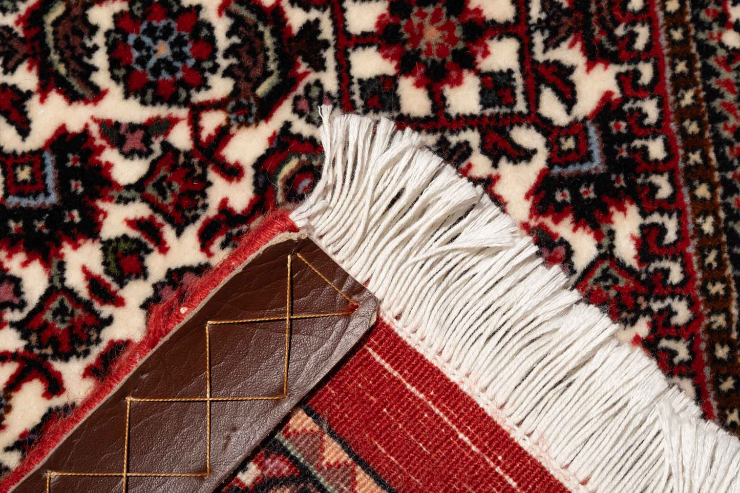 275 × 082 Bidjar
