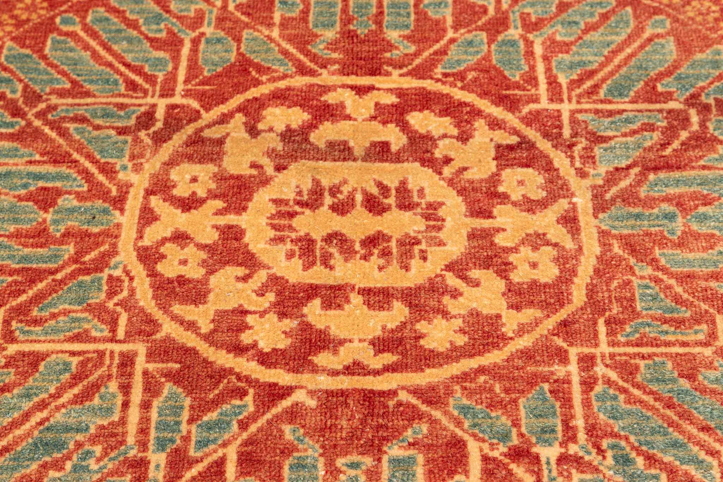 232 × 204 Mamluk