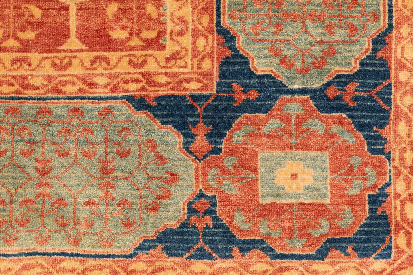 232 × 204 Mamluk