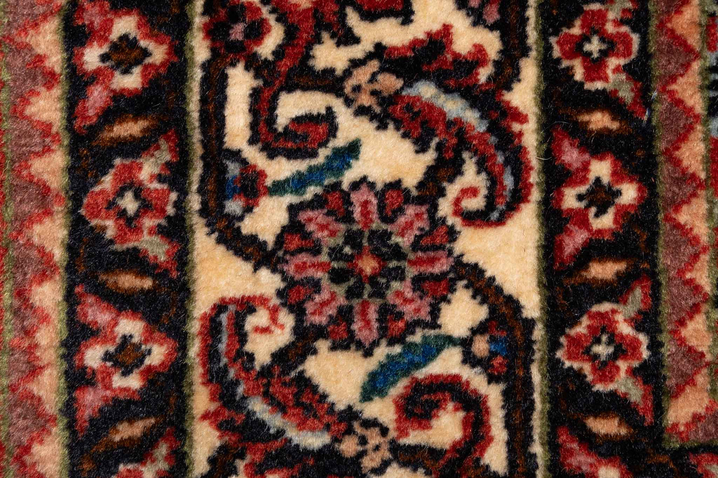 255 × 075 Bidjar