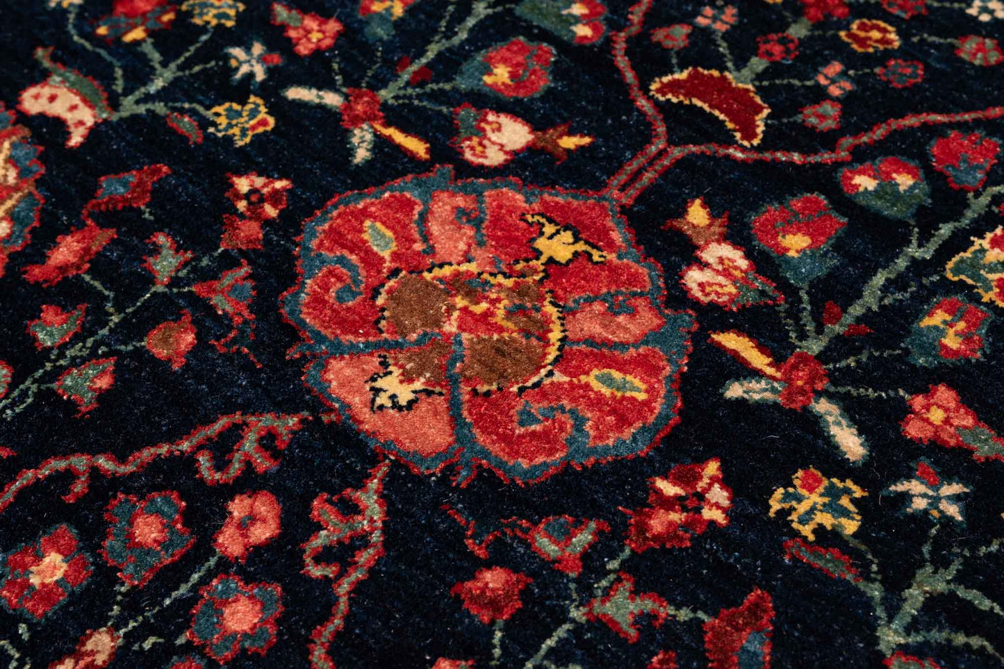 315 × 160 Bidjar Mirzai