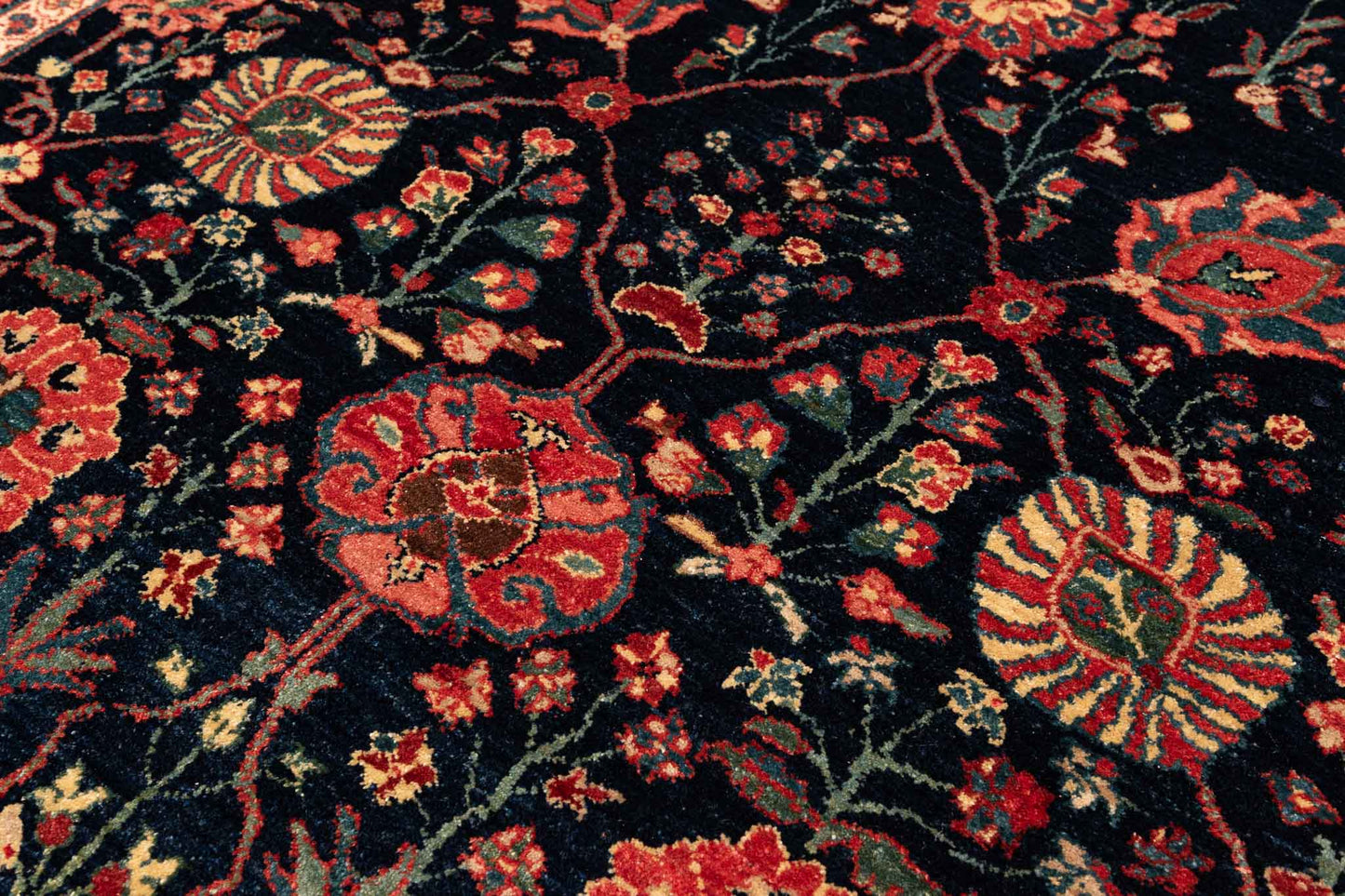 315 × 160 Bidjar Mirzai