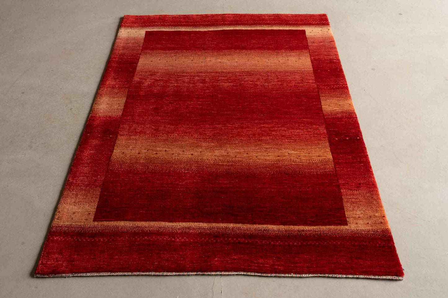 209 × 151 Loribaft Atash