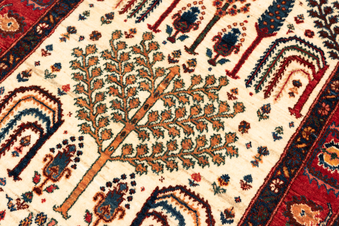 Khamsehbaf, 330 × 84 cm