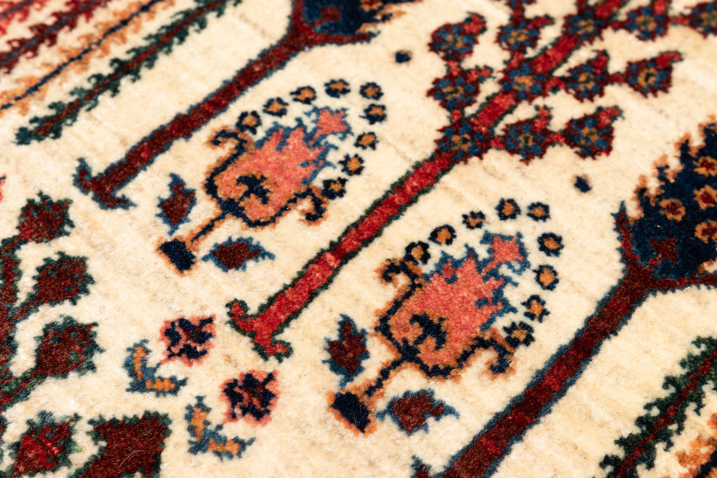 Khamsehbaf, 330 × 84 cm