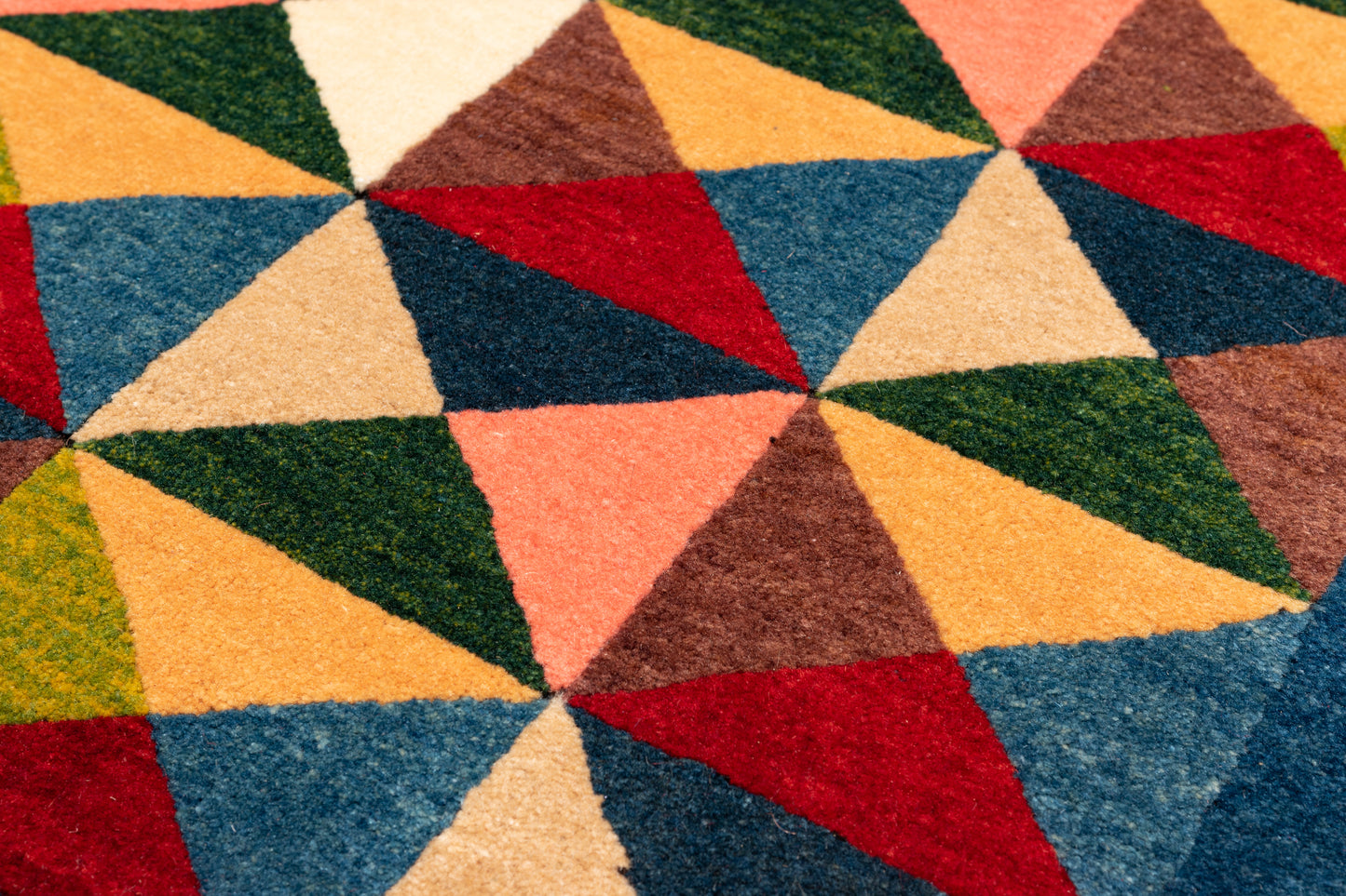 Tollu, 370 × 100 cm
