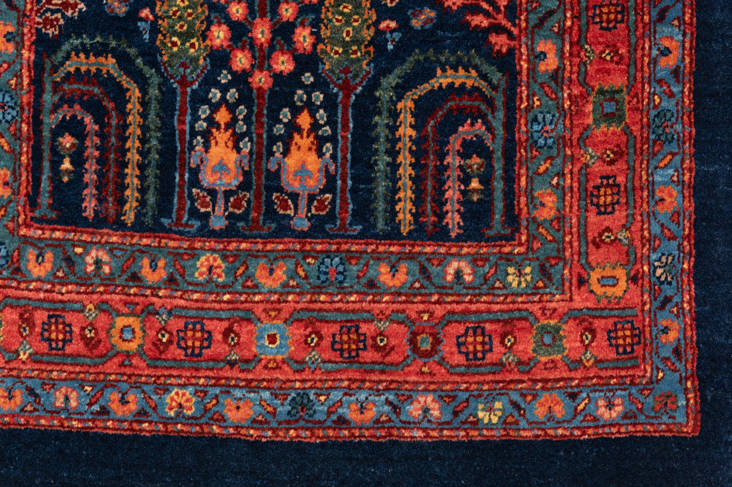 365 × 078 Khamsehbaf Mirzai