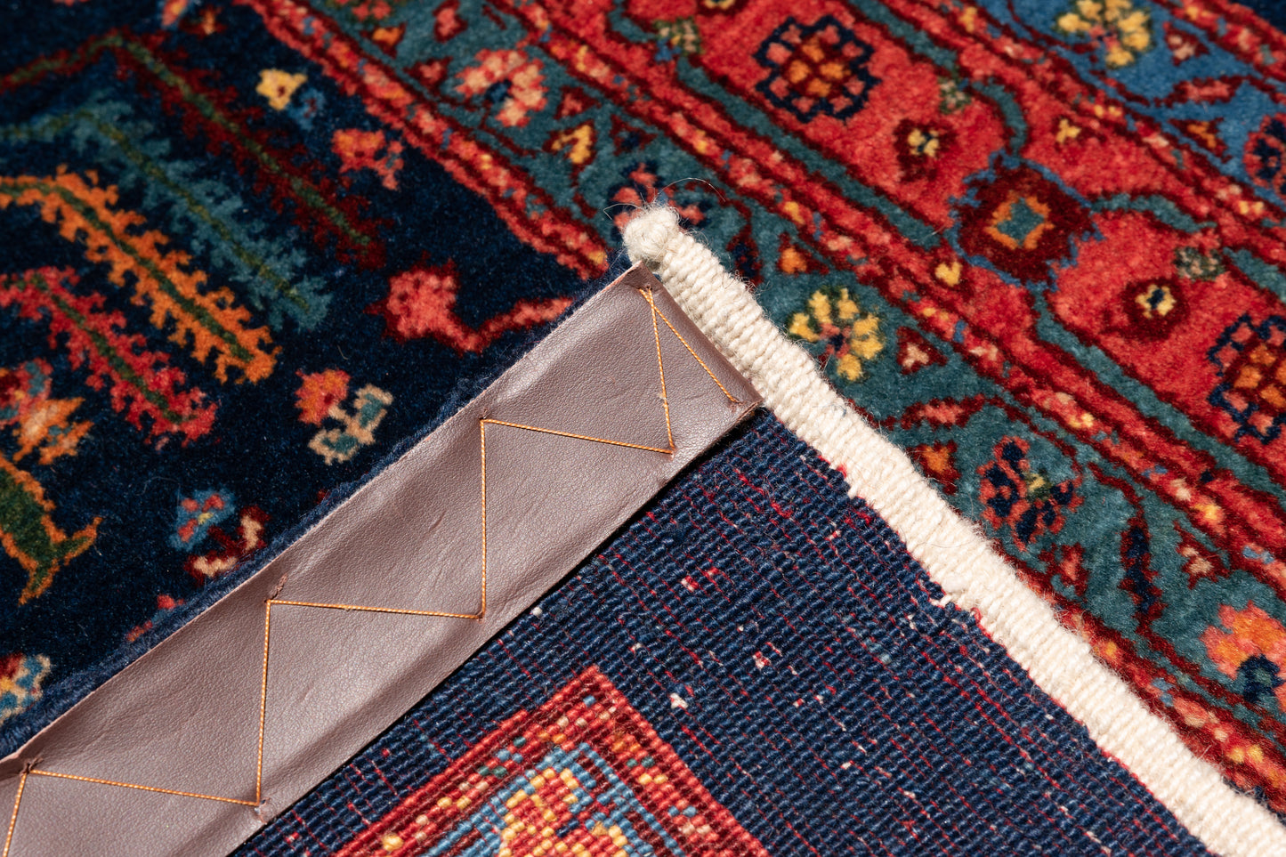365 × 078 Khamsehbaf Mirzai