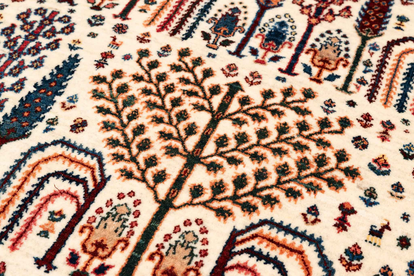 282 × 178 Khamsehbaf Mirzai