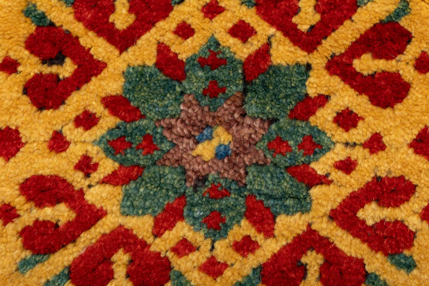 241 × 150 Tollu