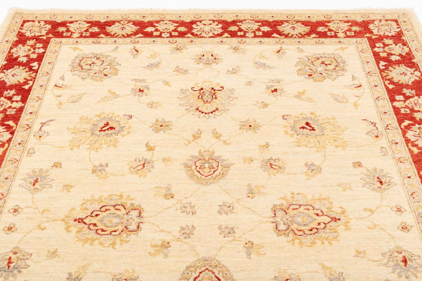 234 × 173 Farahan
