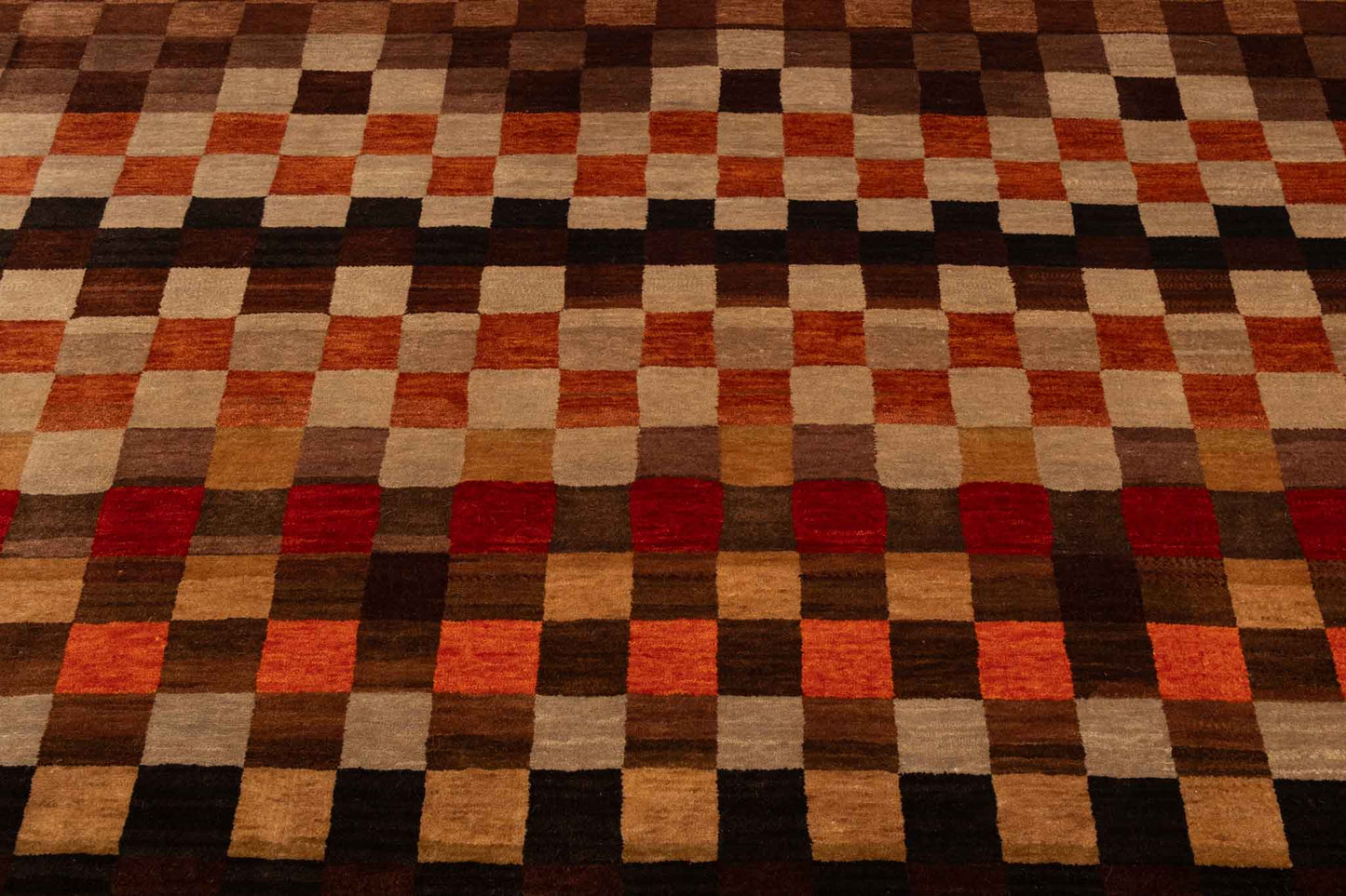 240 × 172 Loribaft