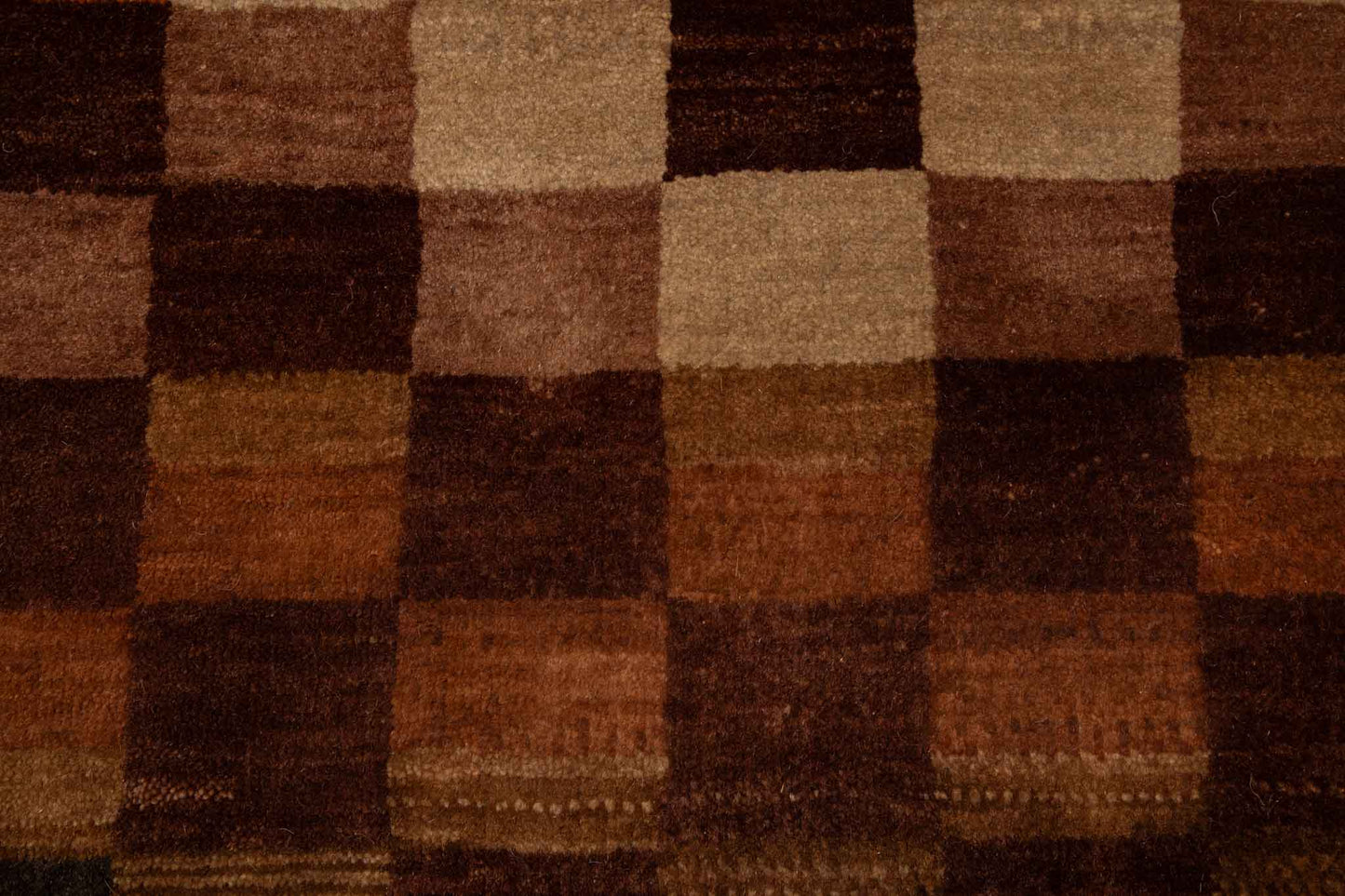 240 × 172 Loribaft