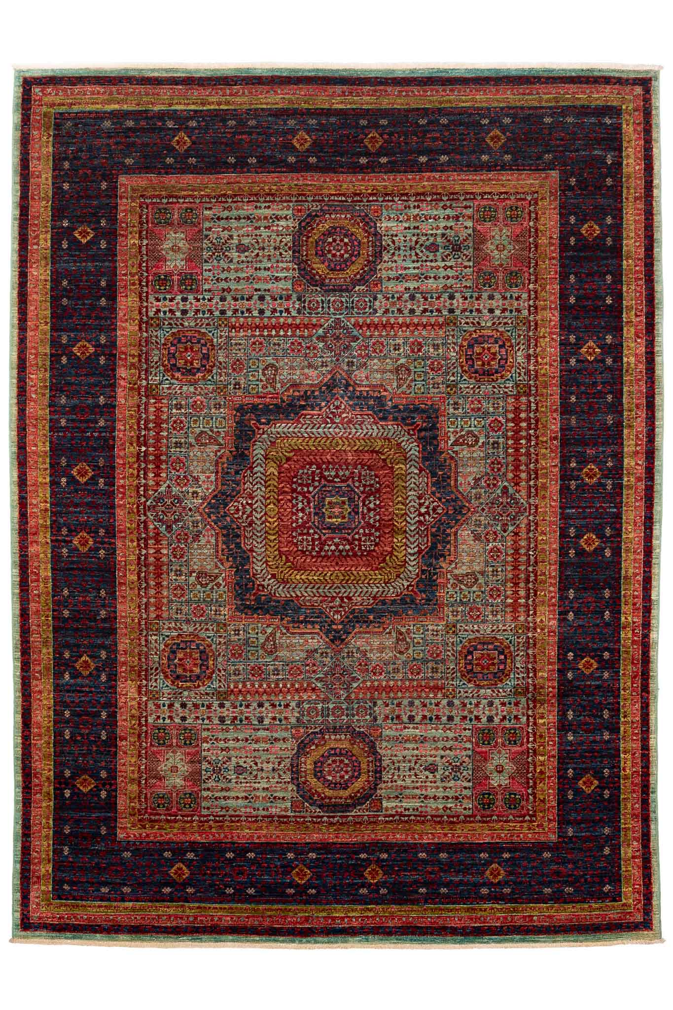 241 × 179 Mamluk