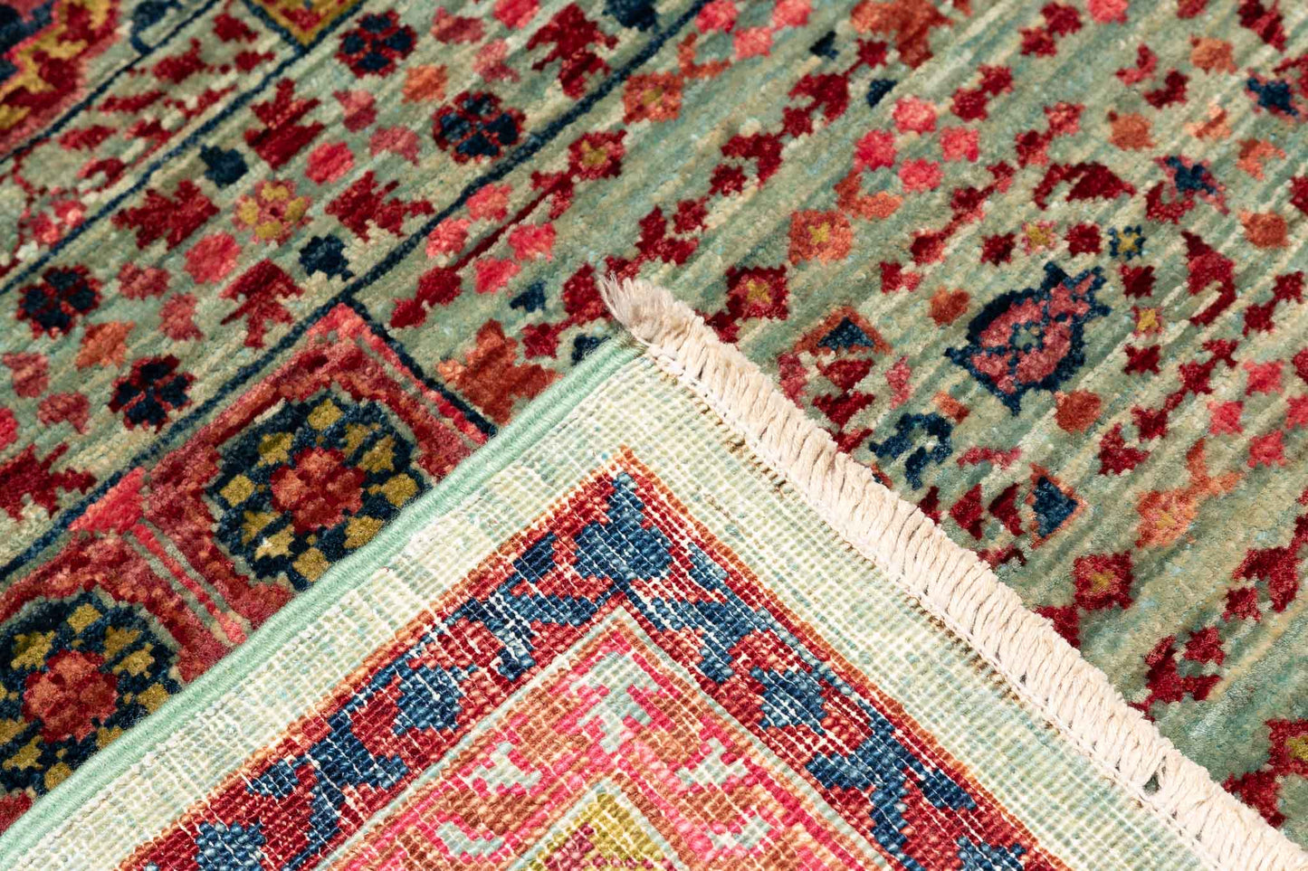 241 × 179 Mamluk