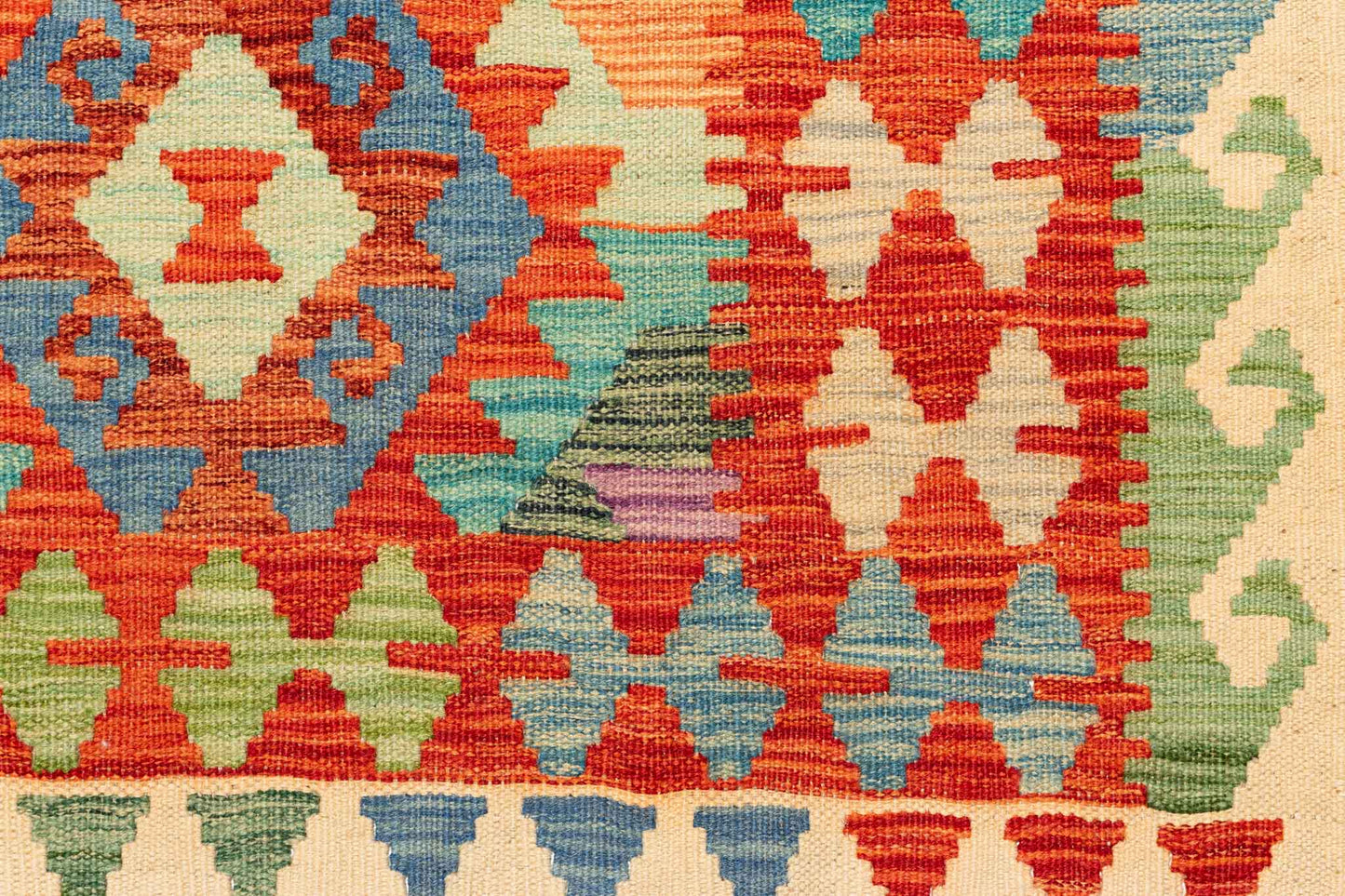 200 × 155 Kelim