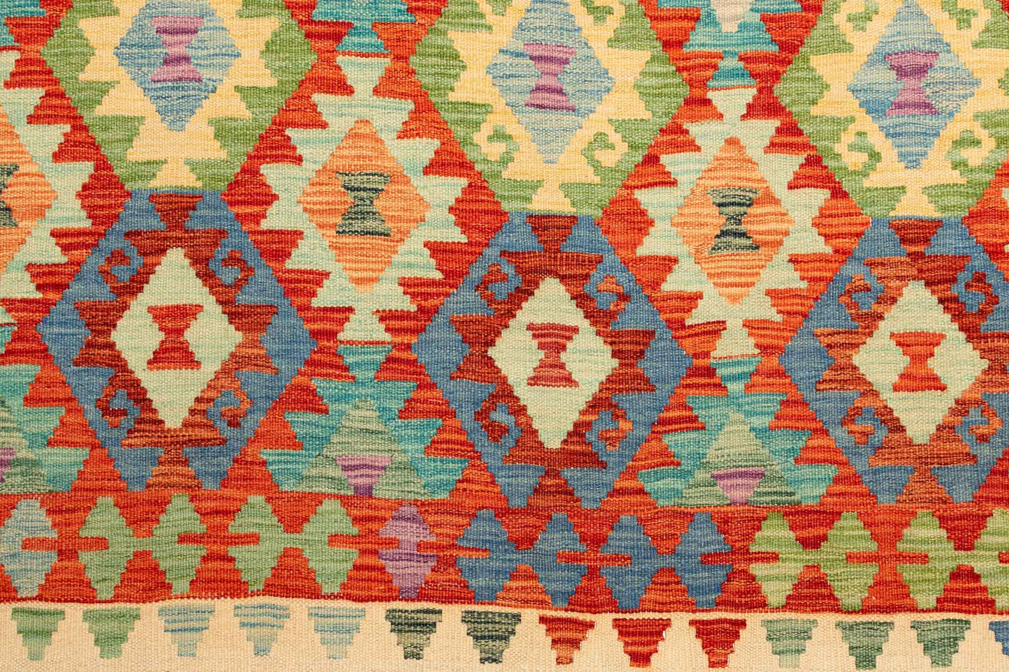 200 × 155 Kelim