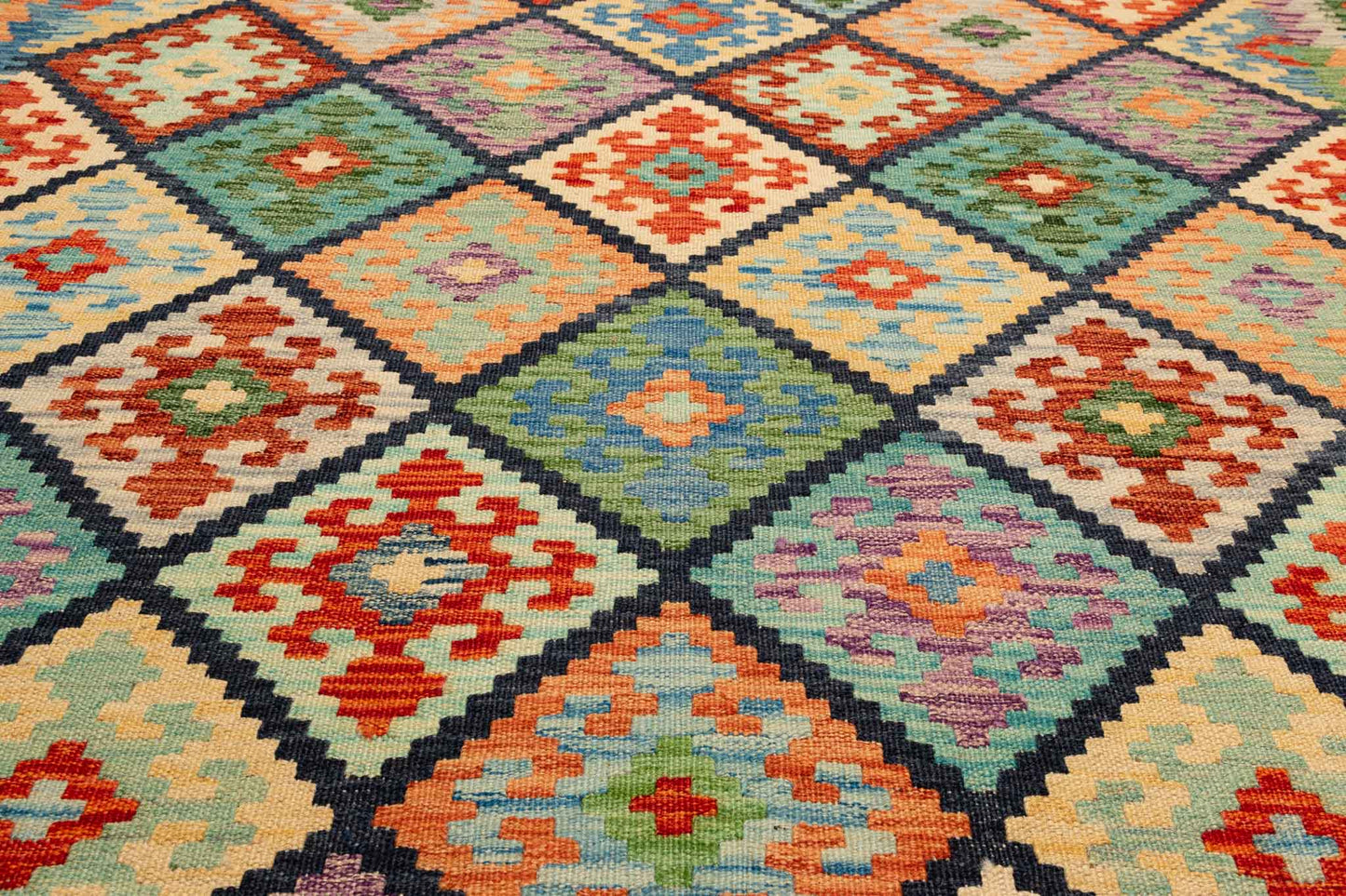 200 × 157 Kelim