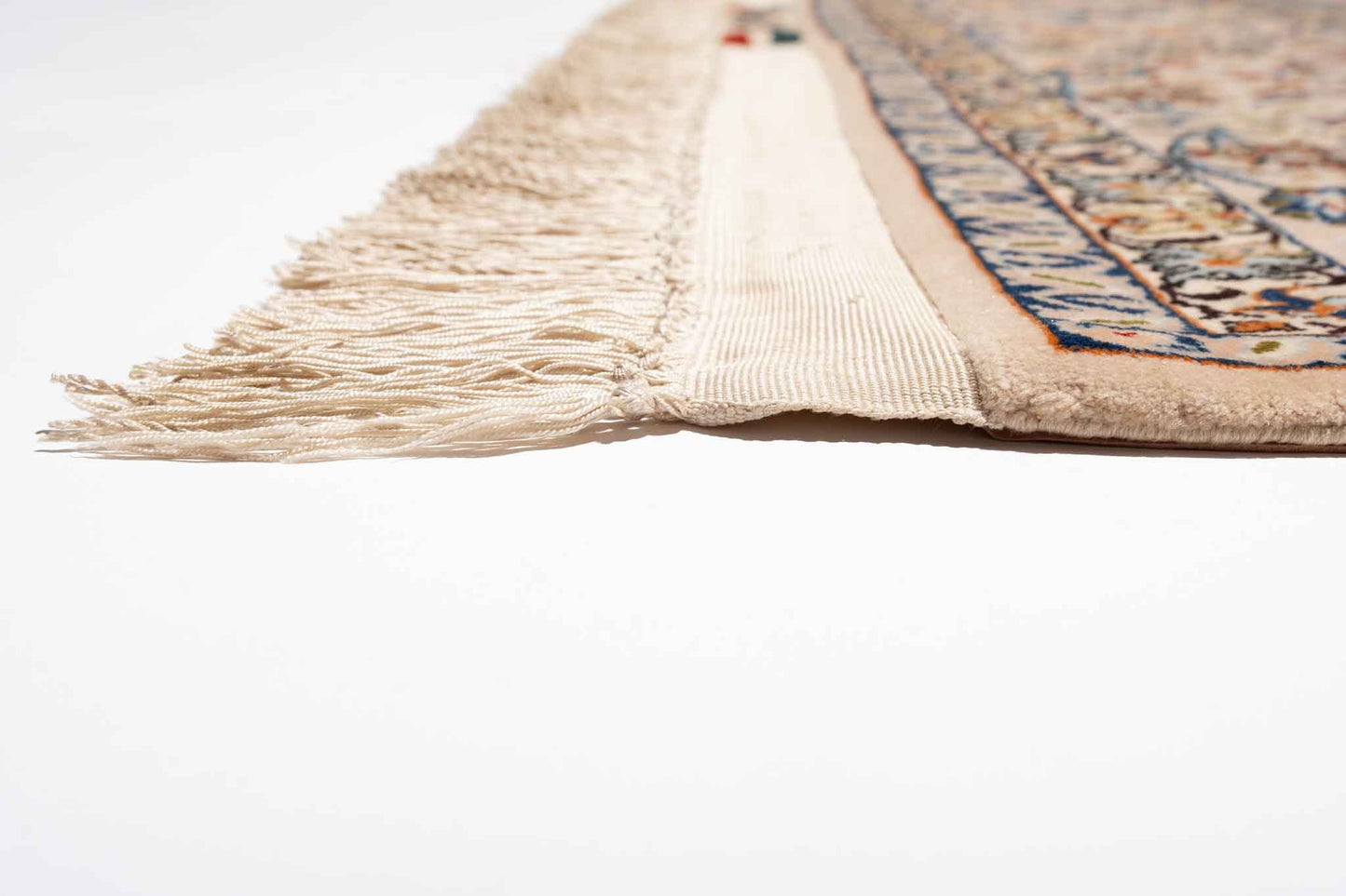 250 × 148 Isfahan