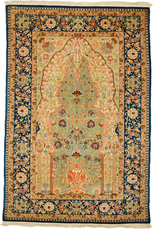 Hereke Seide, 154 × 104 cm