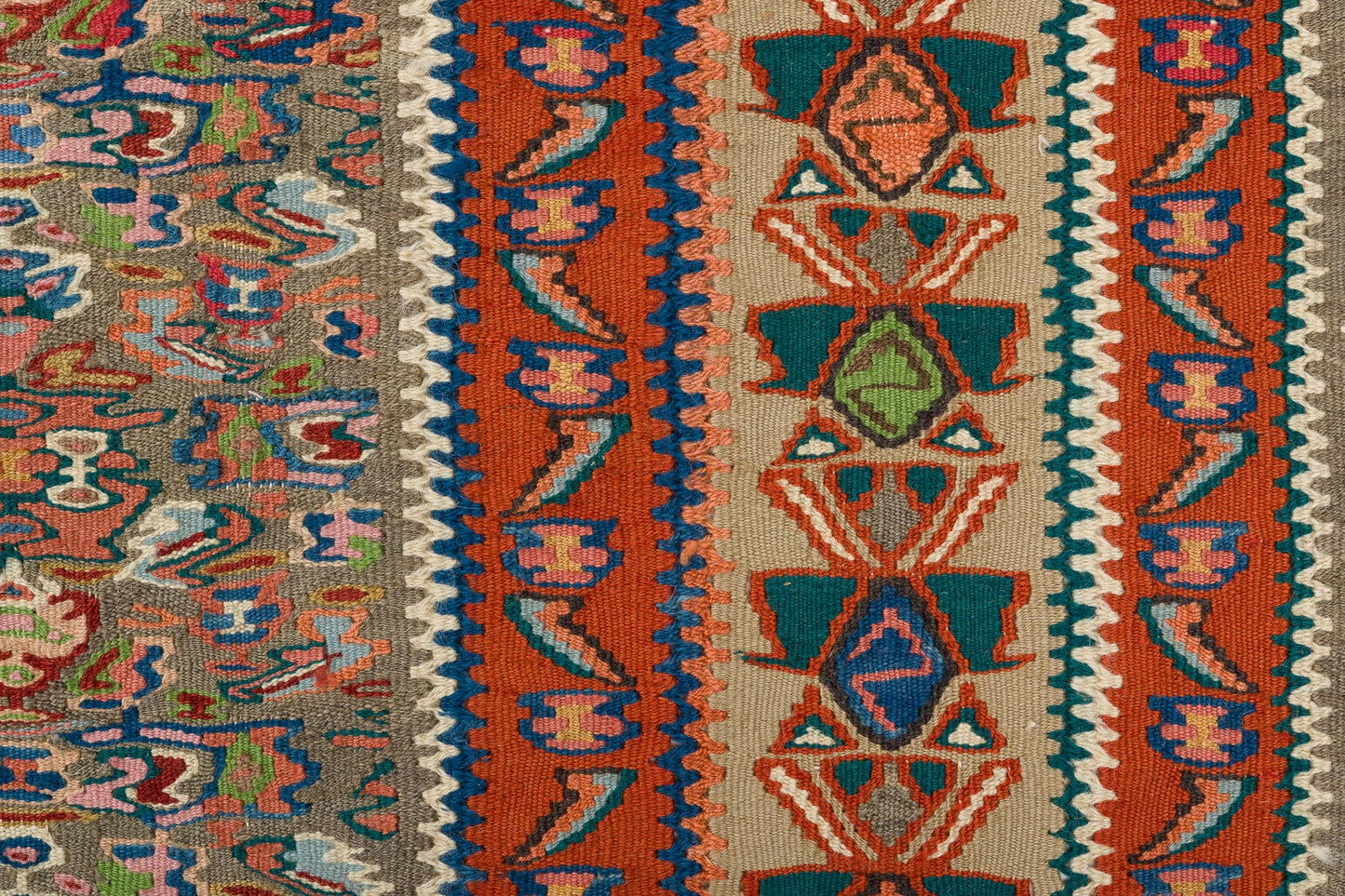 Kordestan-Kelim, 288 × 204 cm