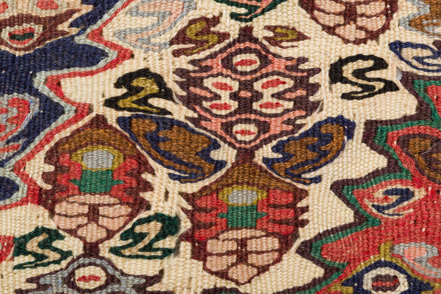 Senneh-Kelim, 290 × 198 cm