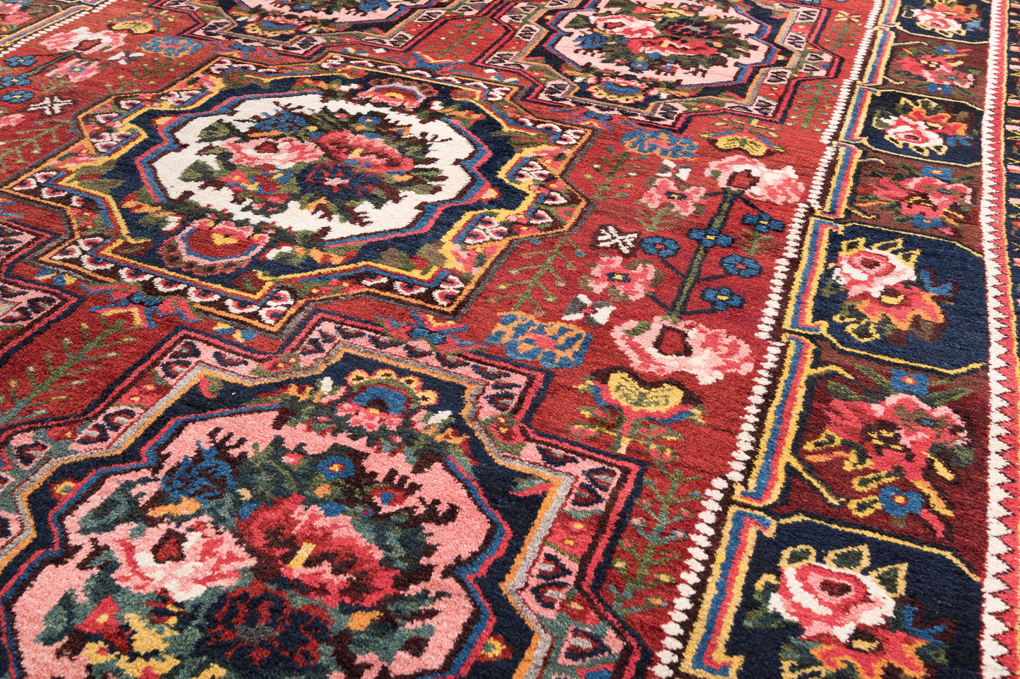 Armenibaf, 340 × 210 cm