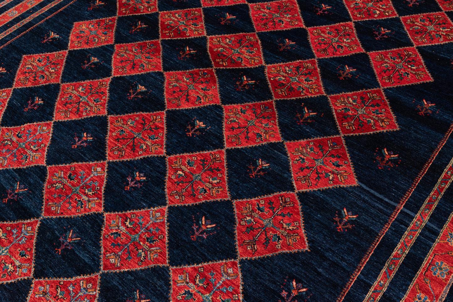 Loribaft Atash, 337 × 249 cm