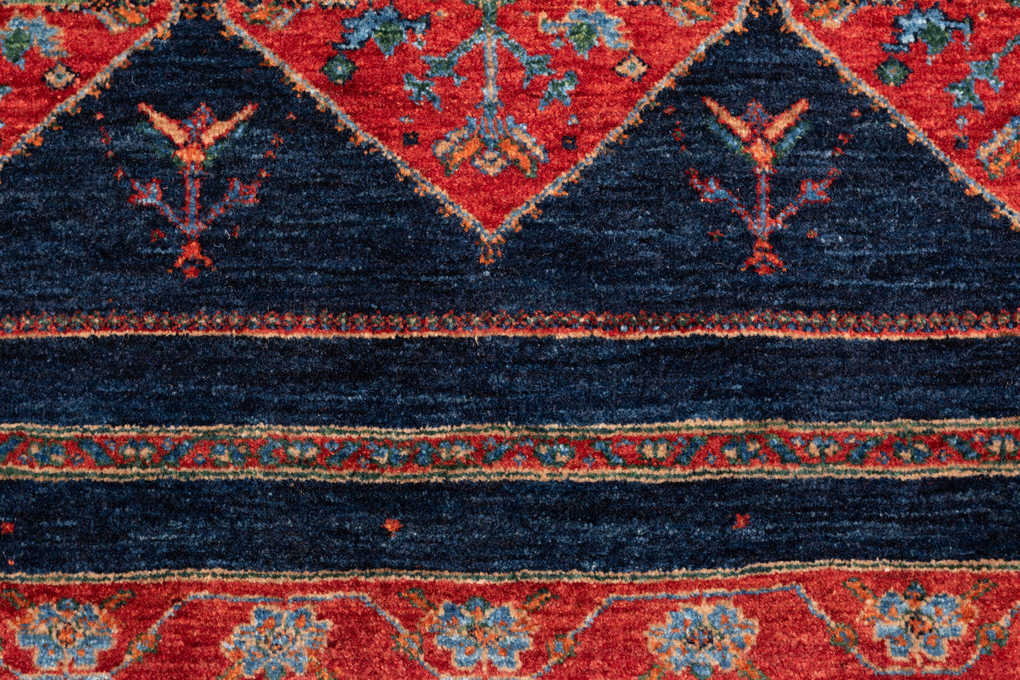 Loribaft Atash, 337 × 249 cm