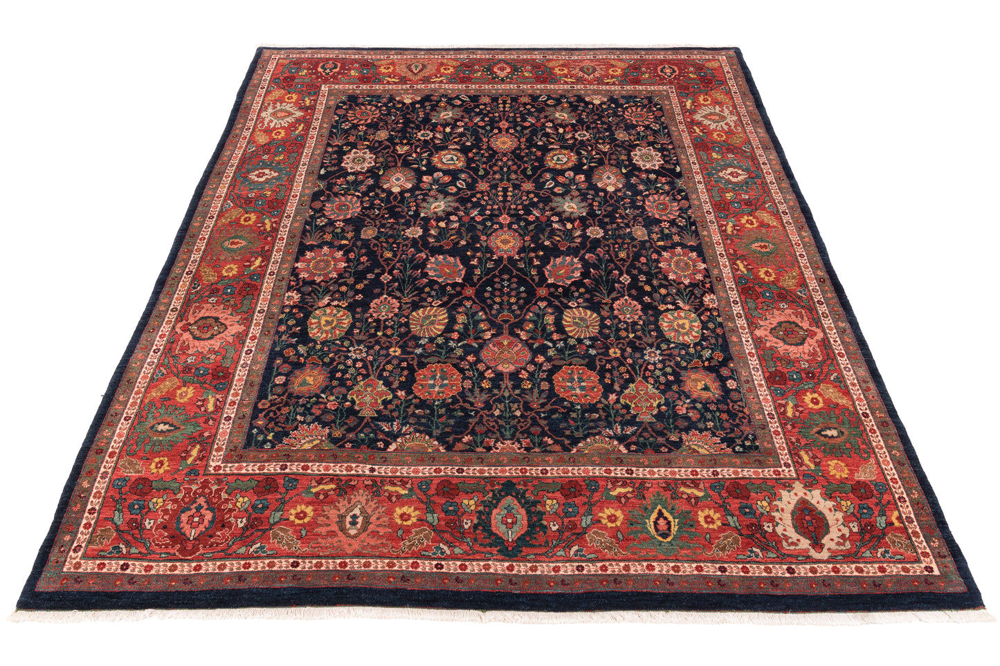 Bidjar Mirzai, 326 × 256 cm