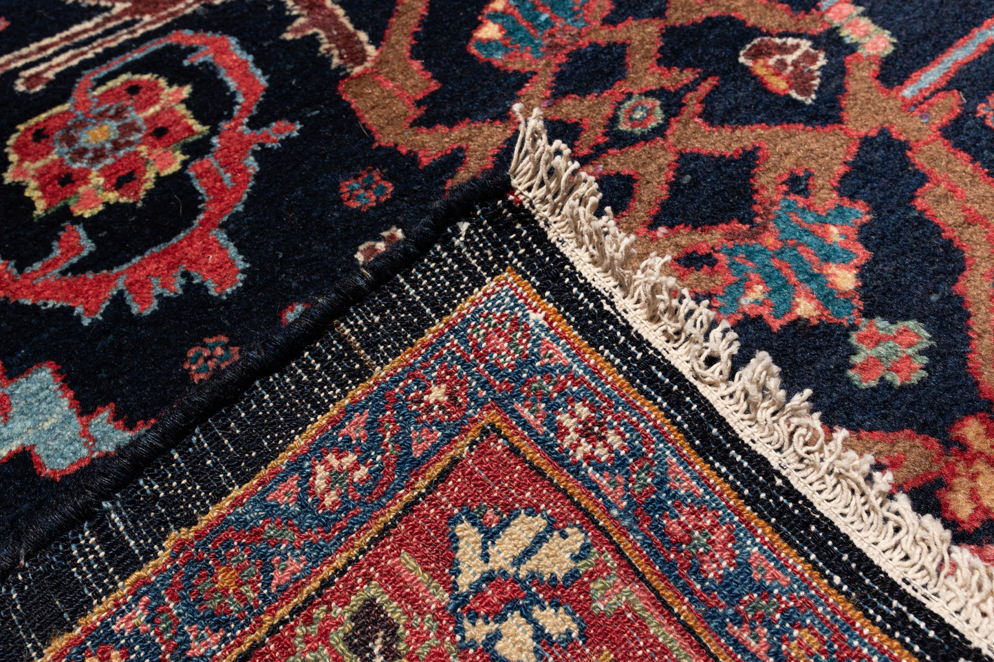 Nahawand, 557 × 103 cm