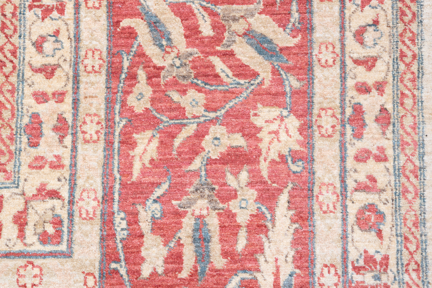Täbris, 424 × 304 cm