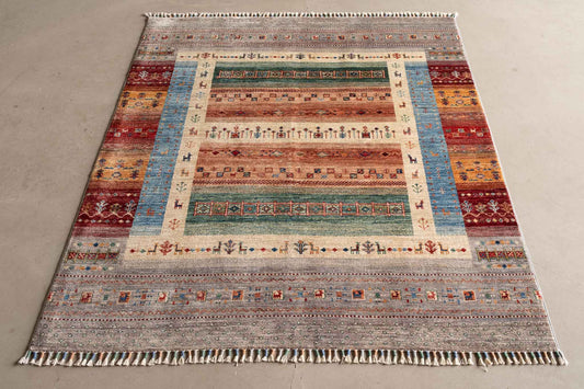 178 × 154 Ariana